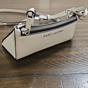 Marc Jacobs White Mini Leather Crossbody Wristlet